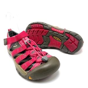 Hot Pink Keen Watershoes